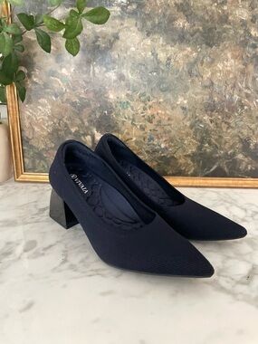 VIVAIA Aria Pointed Toe Block Heel Pumps Navy Blue 37 Size 6.5